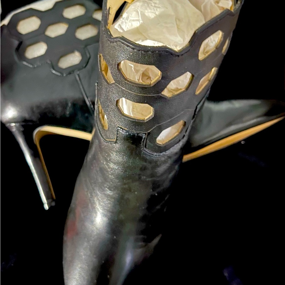 Charly Amar Italian black leather boots. Designed in Italy
